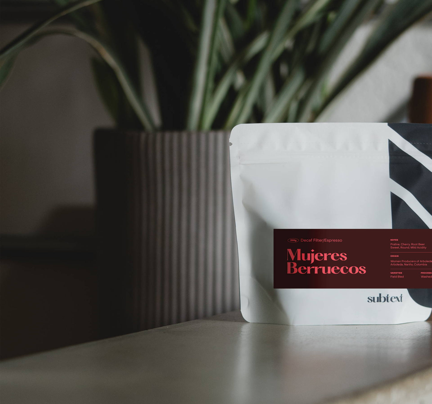 SUBTEXT - Decaf - Mujeres Berruecos | Colombia - Washed EA Decaf - Field Blend