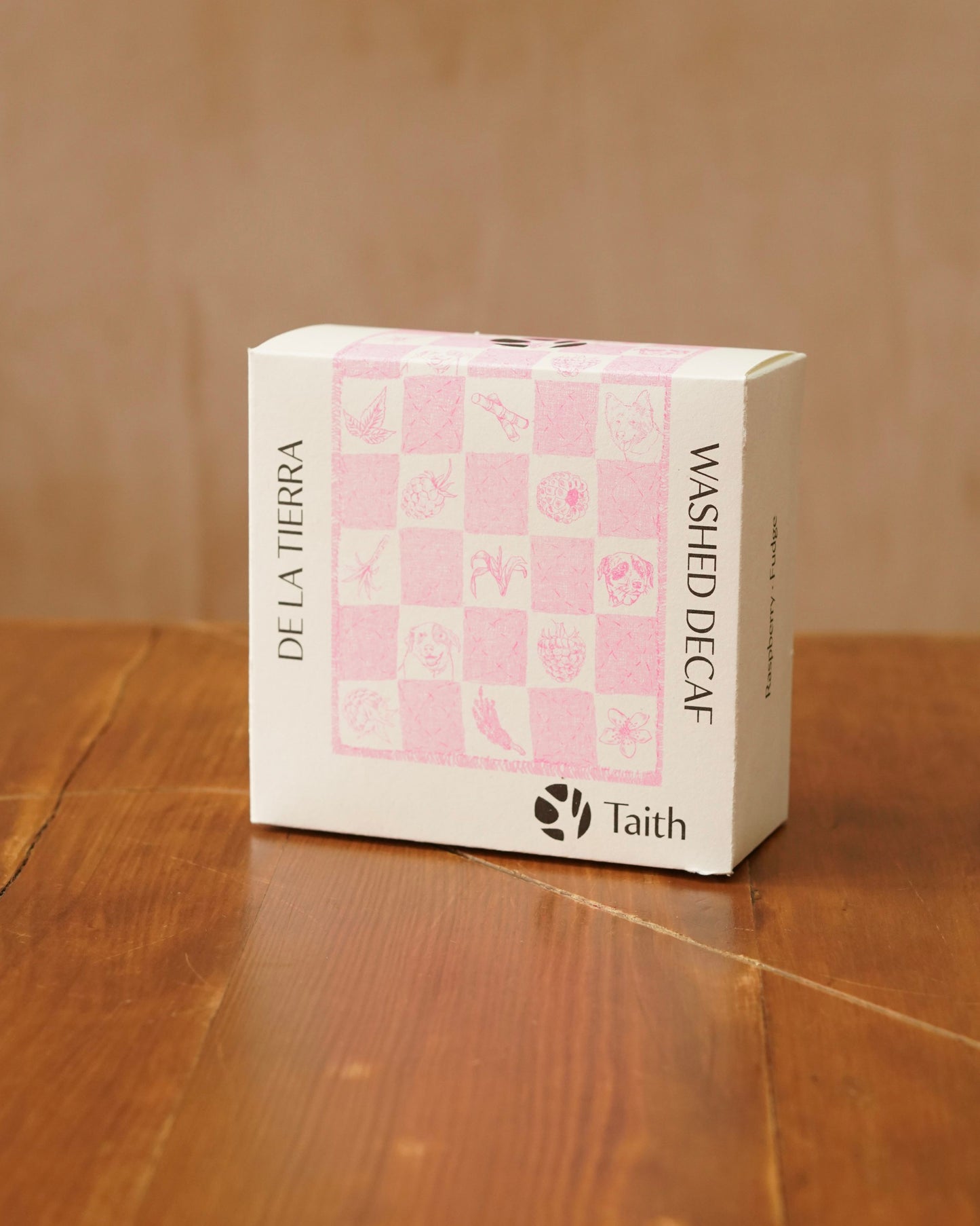 TAITH - Decaf - De La Tierra | Colombia - Washed - Decaf - Caturra, Castillo